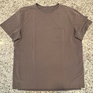 Lululemon T-Shirt